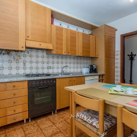 Casa Stanicic-Terminal Nord shopping center APT Apartamento Feletto Umberto