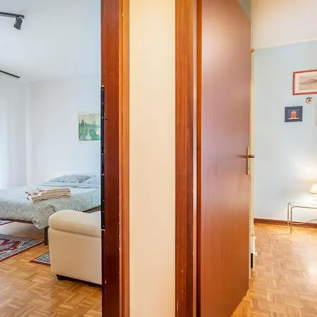 Casa Stanicic-Terminal Nord shopping center APT Apartamento Feletto Umberto