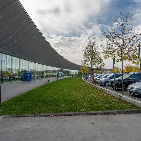 Casa Stanicic-Terminal Nord shopping center APT Apartamento Feletto Umberto